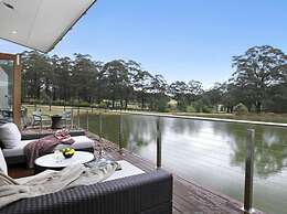 Casa Sul Lago in the H'lands