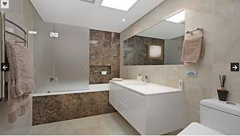 Casa Sul Lago in the H'lands