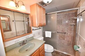 0304 Waters Edge Resort 1 Bedroom Condo by RedAwning