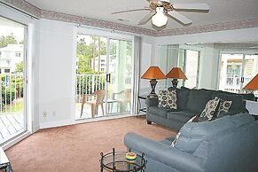 Brunswick Plantation Villa 604 with Beaches Nearby, Enjoy 27 Hole Golf