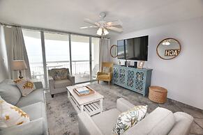 0212 Waters Edge Resort 3 Bedroom Condo by RedAwning