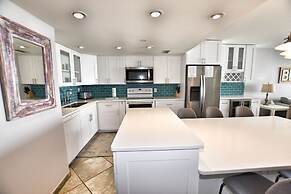 0212 Waters Edge Resort 3 Bedroom Condo by RedAwning