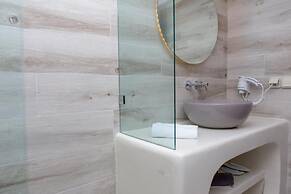 Naxos Riviera Suites