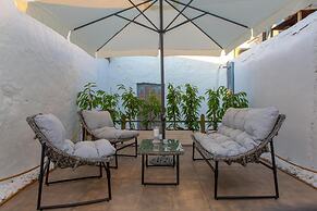 Naxos Riviera Suites