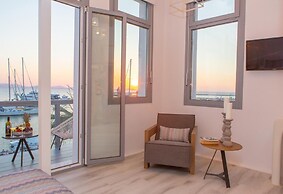 Naxos Riviera Suites