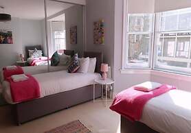 The Townhouse By My Getaways Free Parking