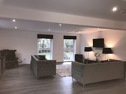 Stunning 3 bed Lodge 2000sq