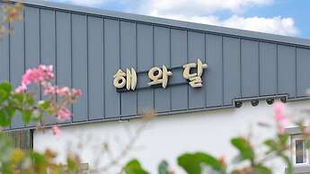 Gangneung Haewadal Pension