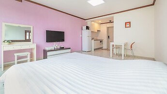 Gangneung Haewadal Pension