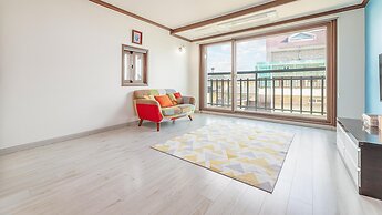 Gangneung Haewadal Pension