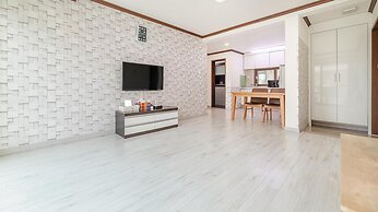 Gangneung Haewadal Pension