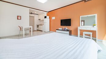 Gangneung Haewadal Pension