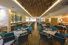 The Beachfront Hotel Phuket