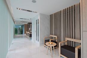 The Beachfront Hotel Phuket