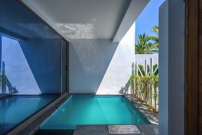 The Beachfront Hotel Phuket