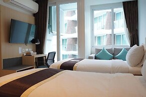 The Beachfront Hotel Phuket