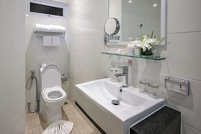 The Beachfront Hotel Phuket