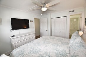 1109 Waters Edge Resort 1 Bedroom Condo by RedAwning