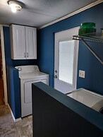 Canal Cottage Just Off The Rim Canal 2 Bedroom Cottage by RedAwning