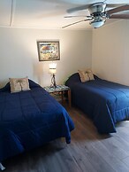 Canal Cottage Just Off The Rim Canal 2 Bedroom Cottage by RedAwning