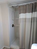 Canal Cottage Just Off The Rim Canal 2 Bedroom Cottage by RedAwning