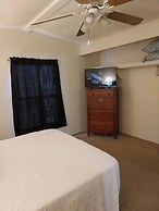 Canal Cottage Just Off The Rim Canal 2 Bedroom Cottage by RedAwning