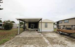 Canal Cottage Just Off The Rim Canal 2 Bedroom Cottage by RedAwning