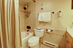 Ski-In Ski-Out Center Village Condo Indoor Parking - CM216 by Redawnin