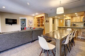 Ski-In Ski-Out Center Village Condo Indoor Parking - CM216 by Redawnin
