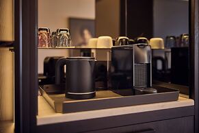 Cardo Brussels, Autograph Collection