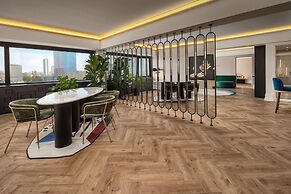 Cardo Brussels, Autograph Collection