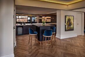 Cardo Brussels, Autograph Collection