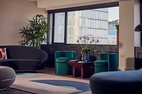 Cardo Brussels, Autograph Collection