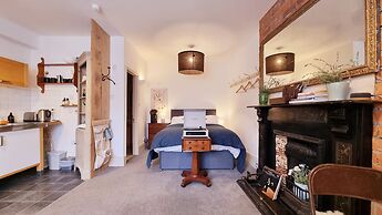 Stylish Town Centre Apartments