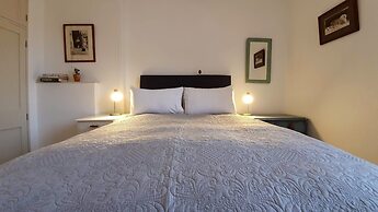 Stylish Town Centre Apartments