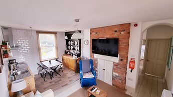 Stylish Town Centre Apartments