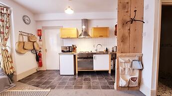 Stylish Town Centre Apartments