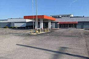 Howard Johnson BY Wyndham Hannibal