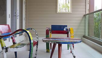 Luxury 3-bed Villa, St James, Near Beach & Gym