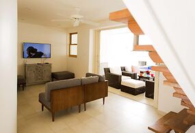 Luxury 3-bed Villa, St James, Near Beach & Gym