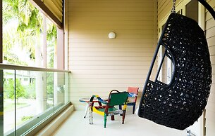 Luxury 3-bed Villa, St James, Near Beach & Gym