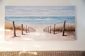 Luxury 3-bed Villa, St James, Near Beach & Gym