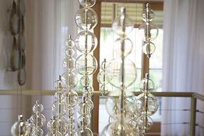 Luxury 3-bed Villa, St James, Near Beach & Gym