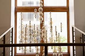 Luxury 3-bed Villa, St James, Near Beach & Gym