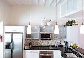 Luxury 3-bed Villa, St James, Near Beach & Gym