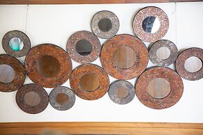 Luxury 3-bed Villa, St James, Near Beach & Gym