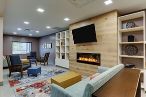 Country Inn & Suites by Radisson, Cumming near NorthSide Hospital Fors