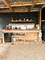 Immaculate Lotus Belle Tent Retreat, North Devon