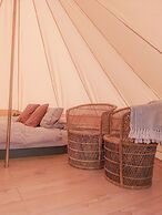 Immaculate Lotus Belle Tent Retreat, North Devon