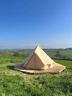 Immaculate Lotus Belle Tent Retreat, North Devon